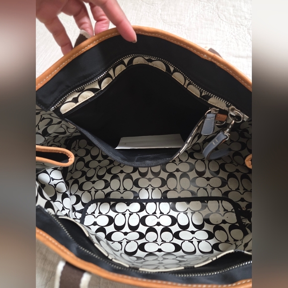 Coach Hampton Black and Brown Tote Bag - Picture 5 of 8